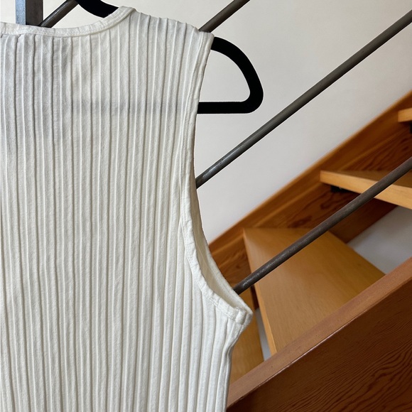 Simon Miller Rib Top 🤍 - Picture 5 of 7